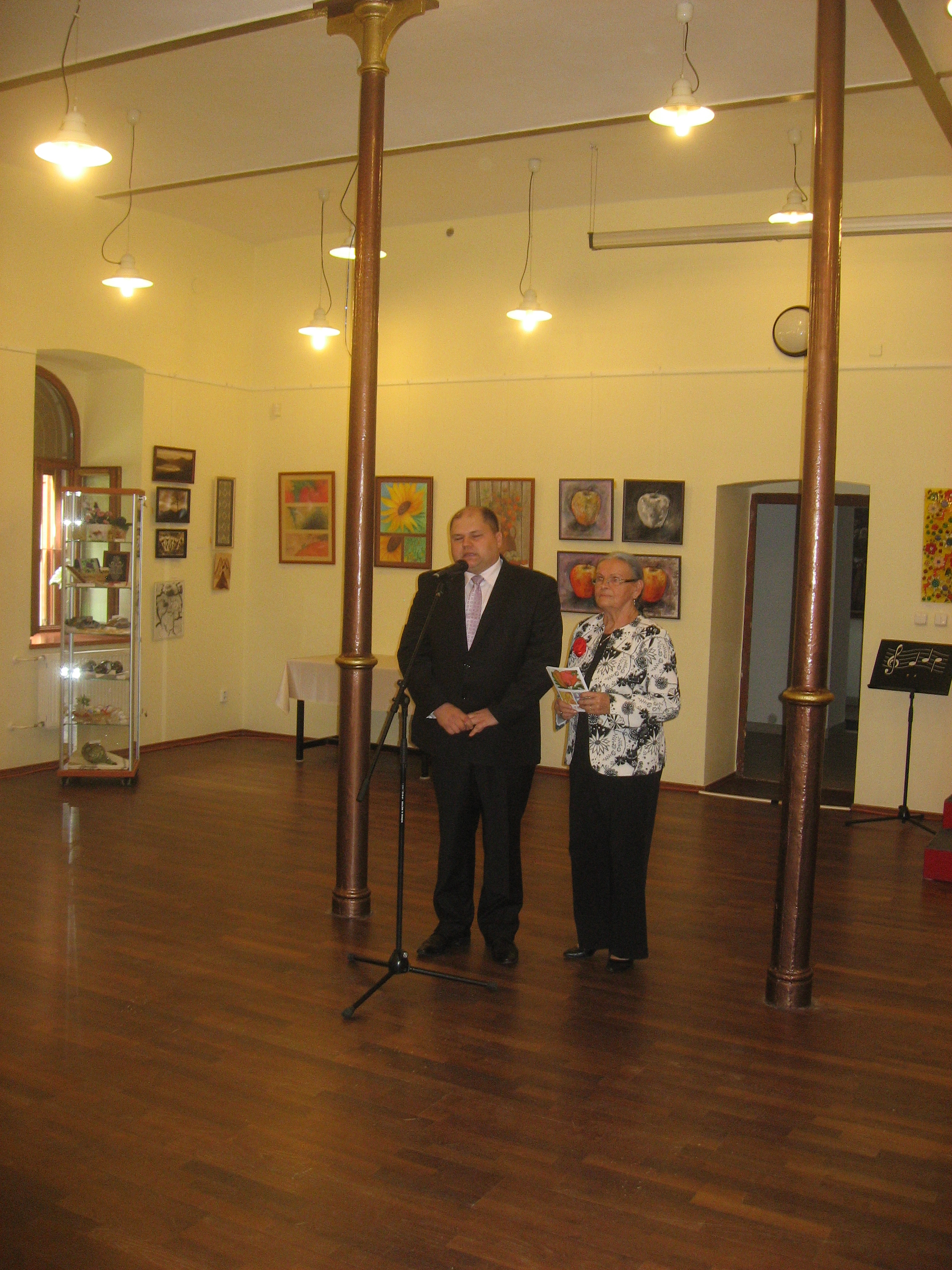 Fotogaléria 3-rd exibition of artists from Mojmírovce (12) 3-rd exibition of artists from Mojmírovce